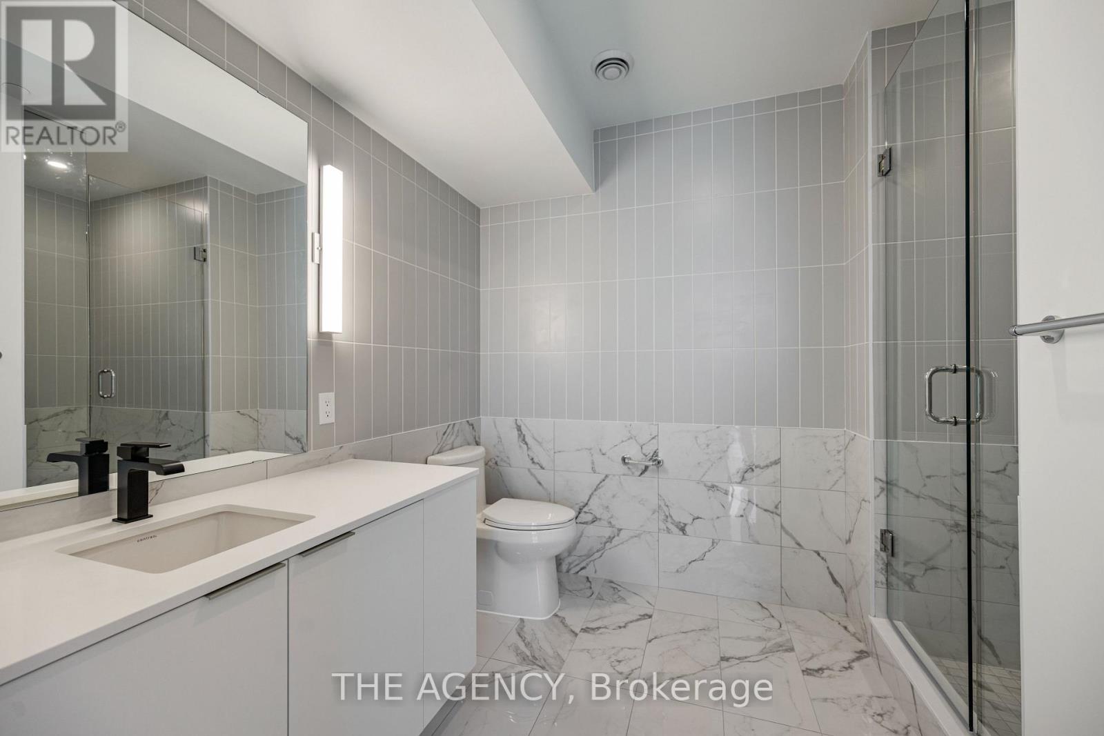 Ph05 - 327 King Street W, Toronto, Ontario  M5V 1J5 - Photo 27 - C14122496