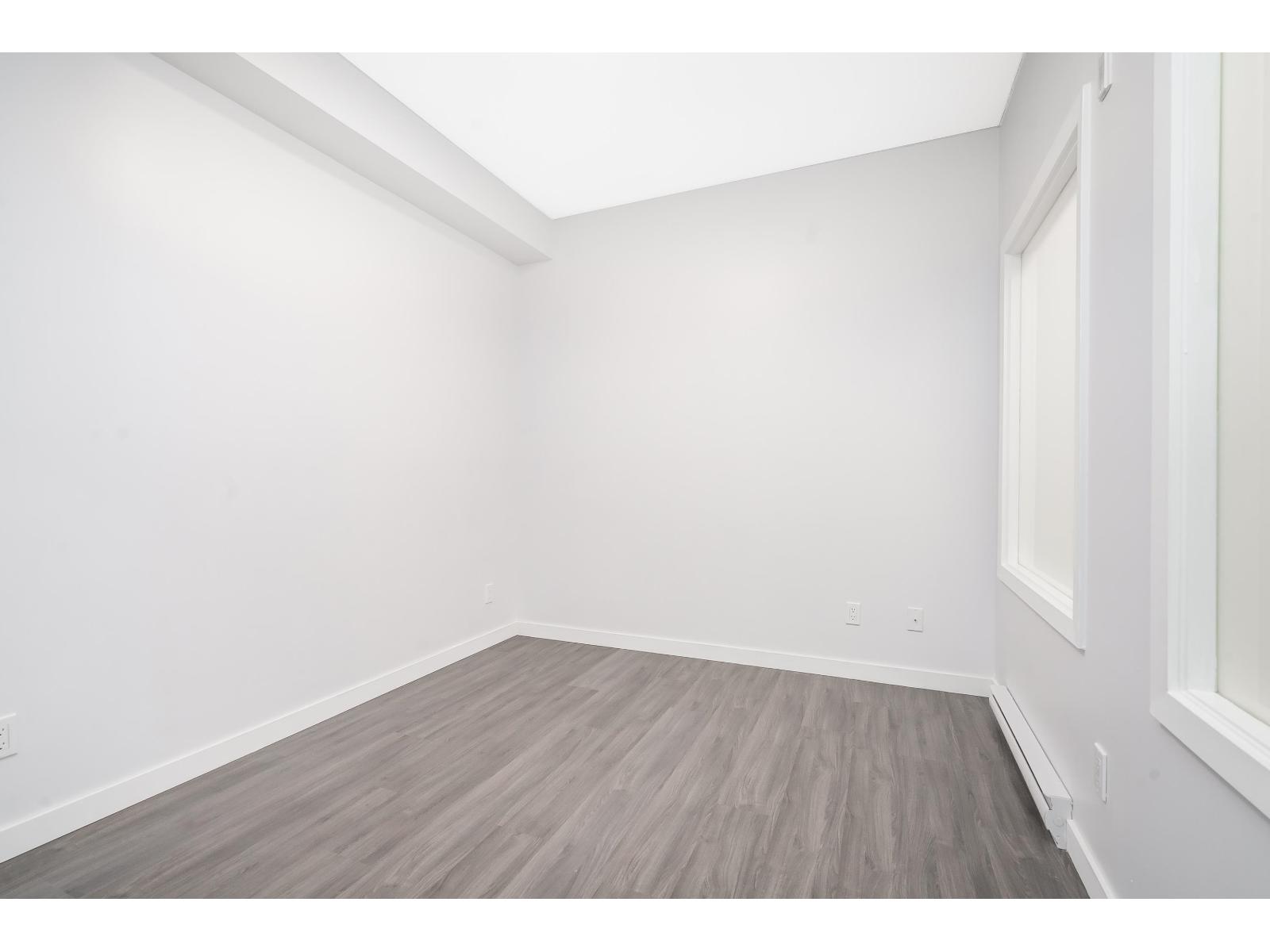 208 13733 107A AVENUE