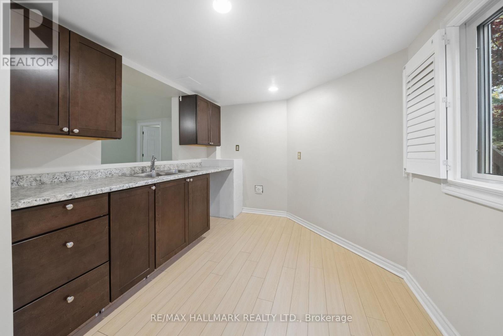 353 Rouge Hill Court, Pickering, Ontario  L1V 6L5 - Photo 35 - E14122390