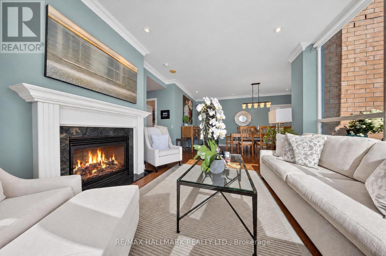 410 - 9 Boardwalk Drive, Toronto, Ontario  M4L 6T1 - Photo 4 - E14122436