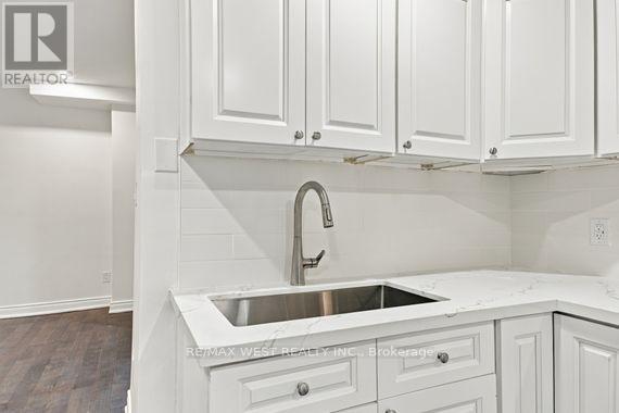 Main - 181 Cedric Avenue, Toronto, Ontario  M6C 3X7 - Photo 12 - C14114452