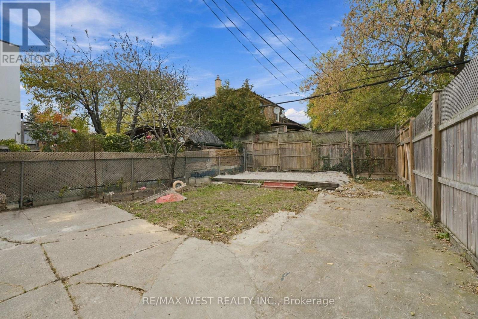 Main - 181 Cedric Avenue, Toronto, Ontario  M6C 3X7 - Photo 20 - C14114452