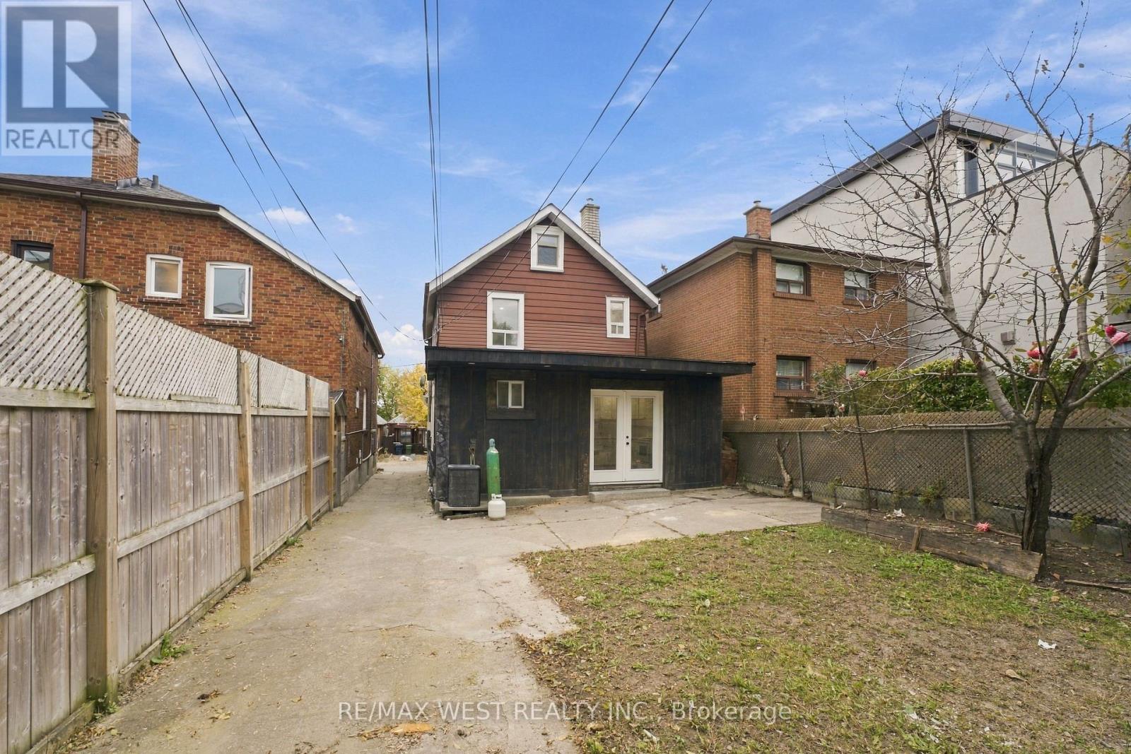 Main - 181 Cedric Avenue, Toronto, Ontario  M6C 3X7 - Photo 21 - C14114452