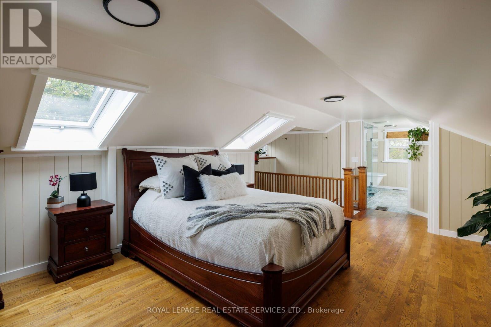1099 Sixth Line, Oakville, Ontario  L6H 1W6 - Photo 20 - W14122380