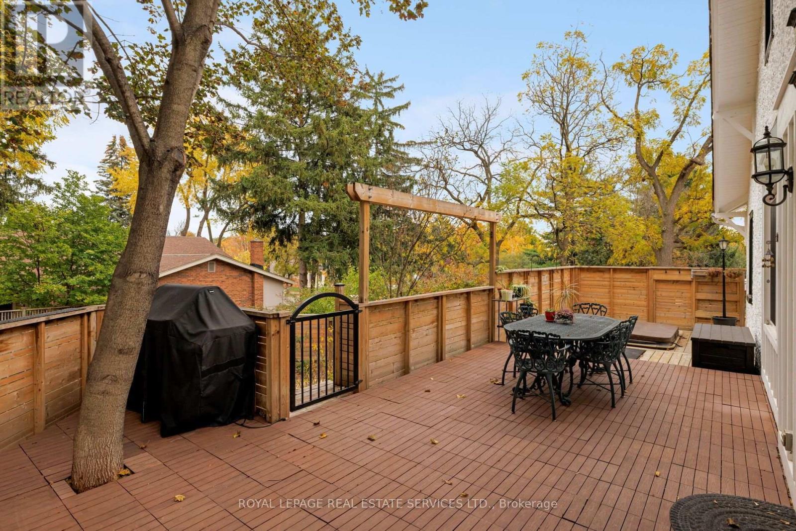 1099 Sixth Line, Oakville, Ontario  L6H 1W6 - Photo 38 - W14122380