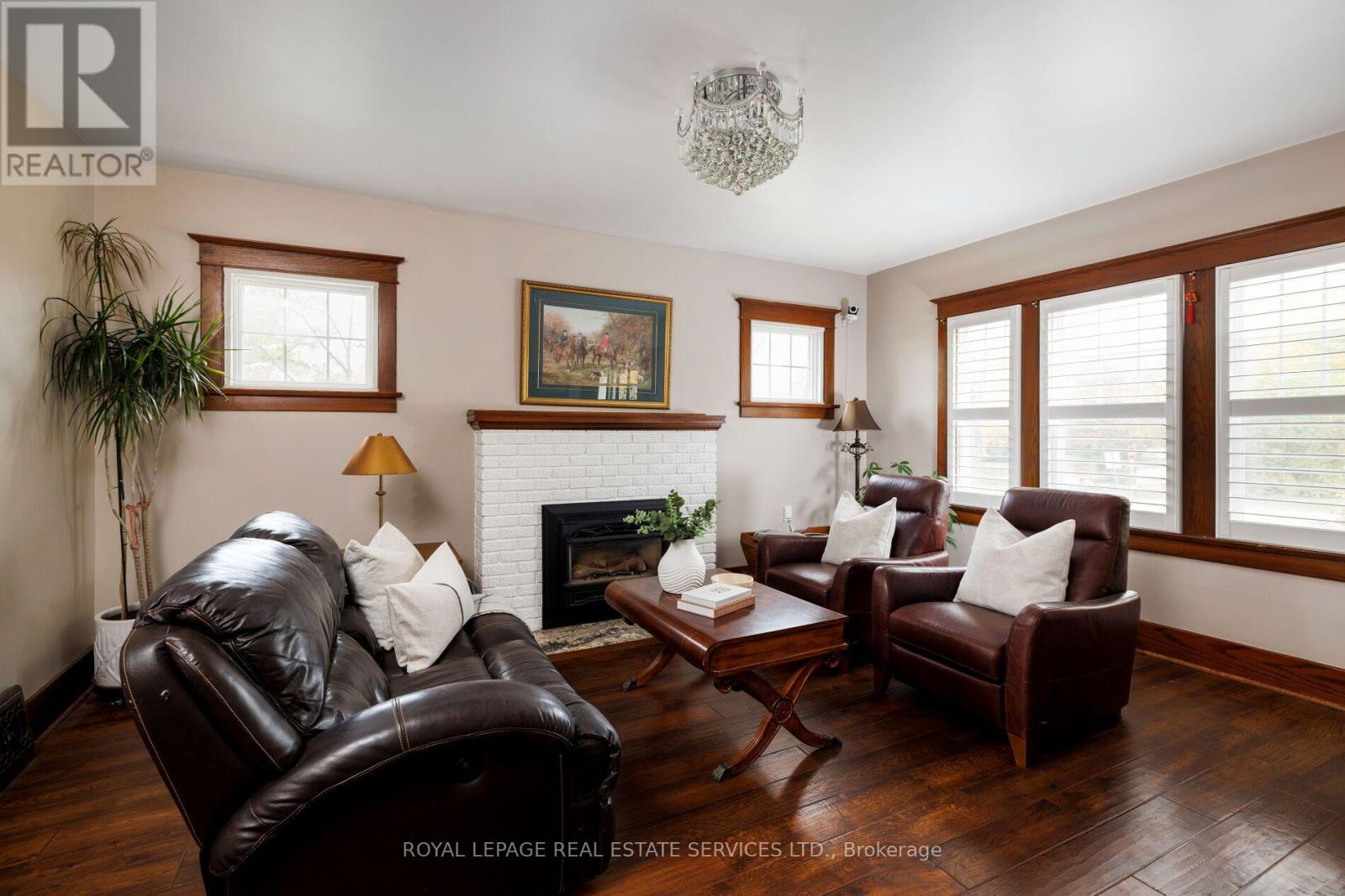 1099 Sixth Line, Oakville, Ontario  L6H 1W6 - Photo 4 - W14122380