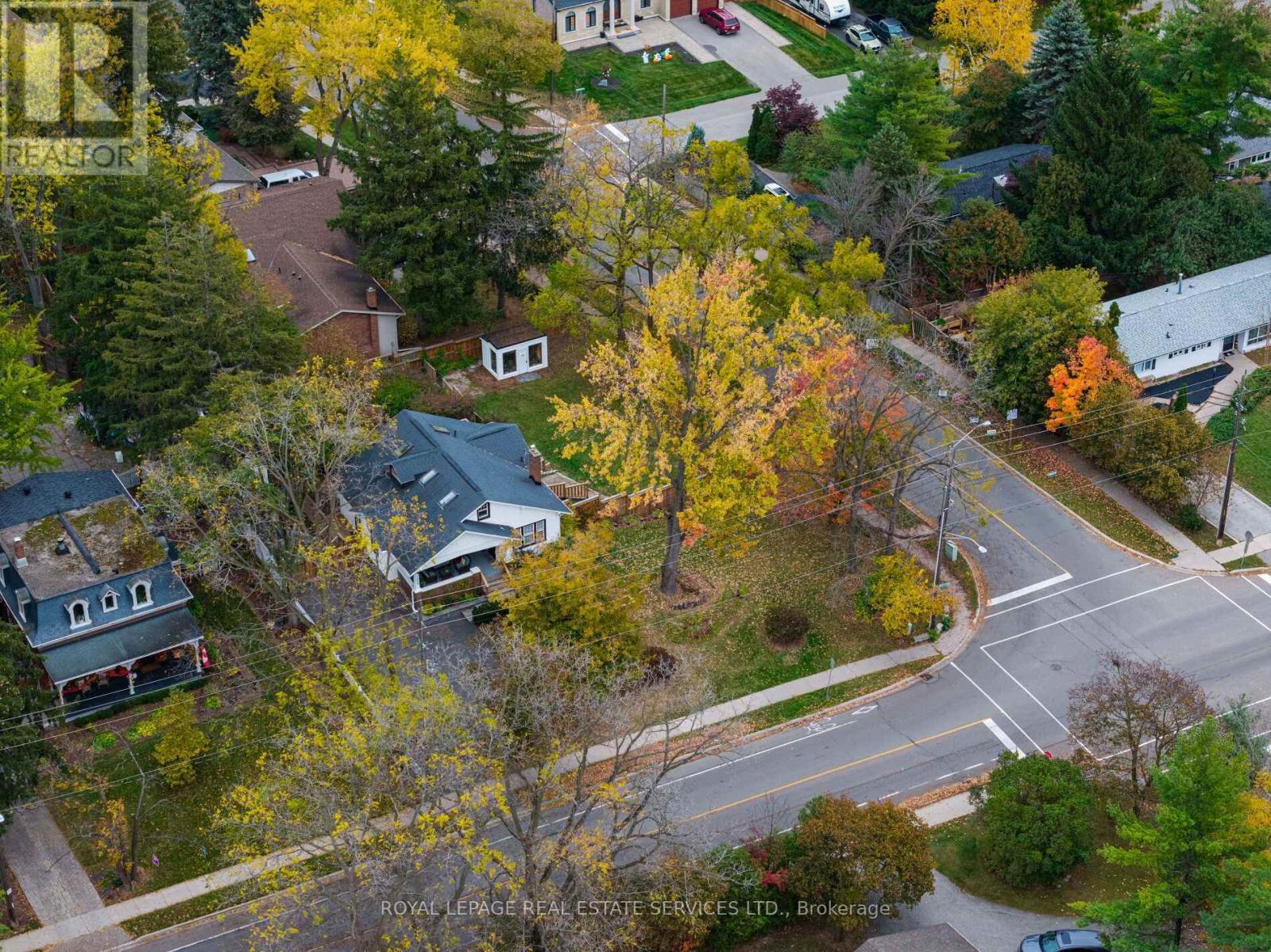 1099 Sixth Line, Oakville, Ontario  L6H 1W6 - Photo 46 - W14122380