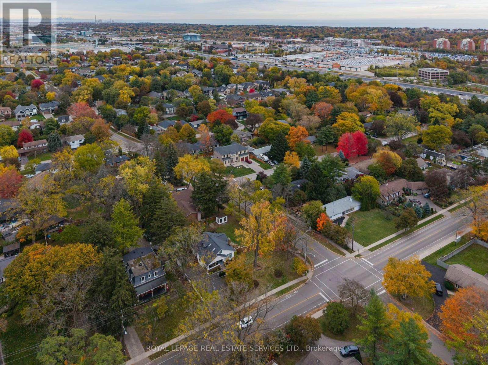 1099 Sixth Line, Oakville, Ontario  L6H 1W6 - Photo 48 - W14122380