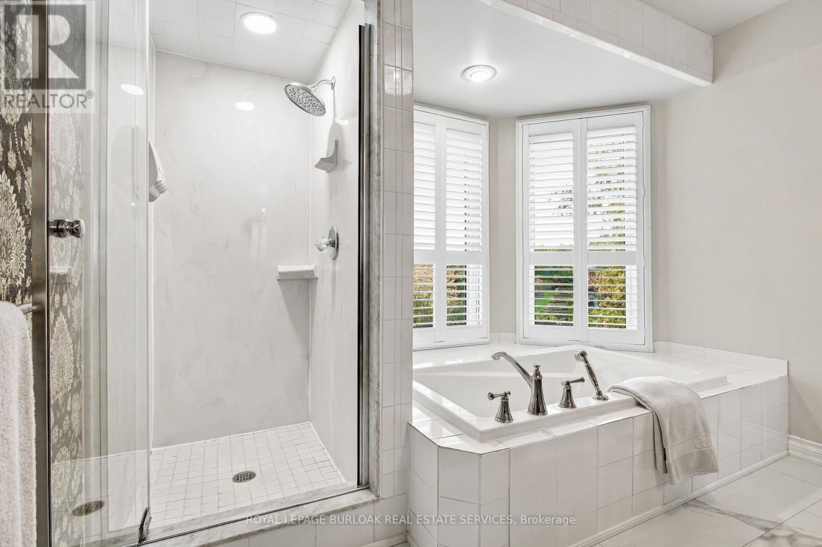80 Fairwood Place W, Burlington, Ontario  L7T 4B6 - Photo 31 - W14122444