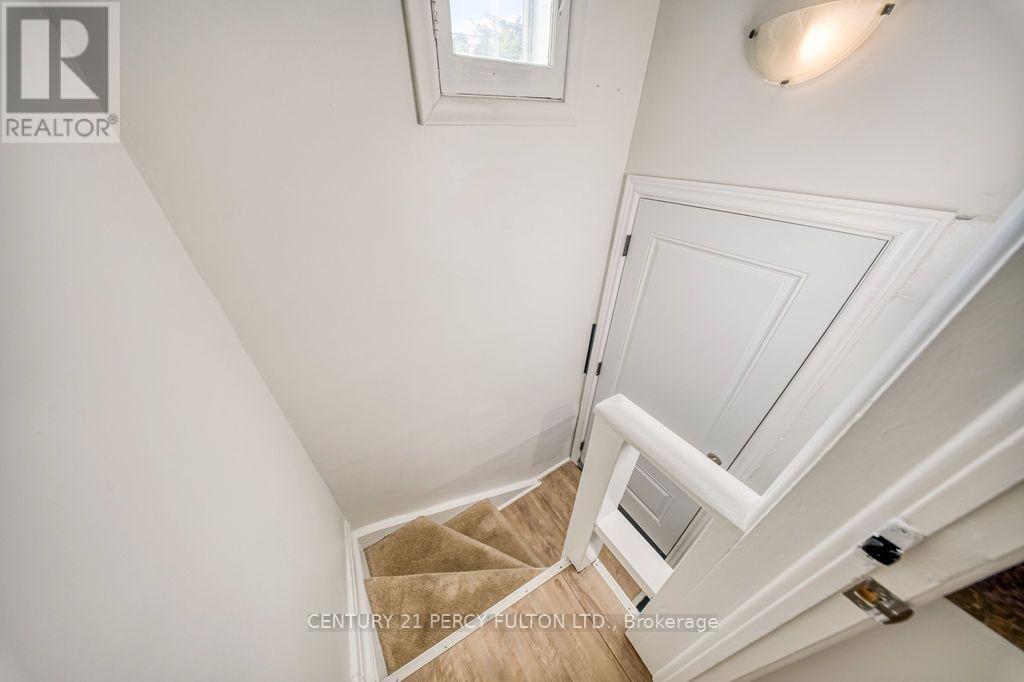 12 Silvercrest Avenue, Toronto, Ontario  M8W 2S4 - Photo 23 - W14122448