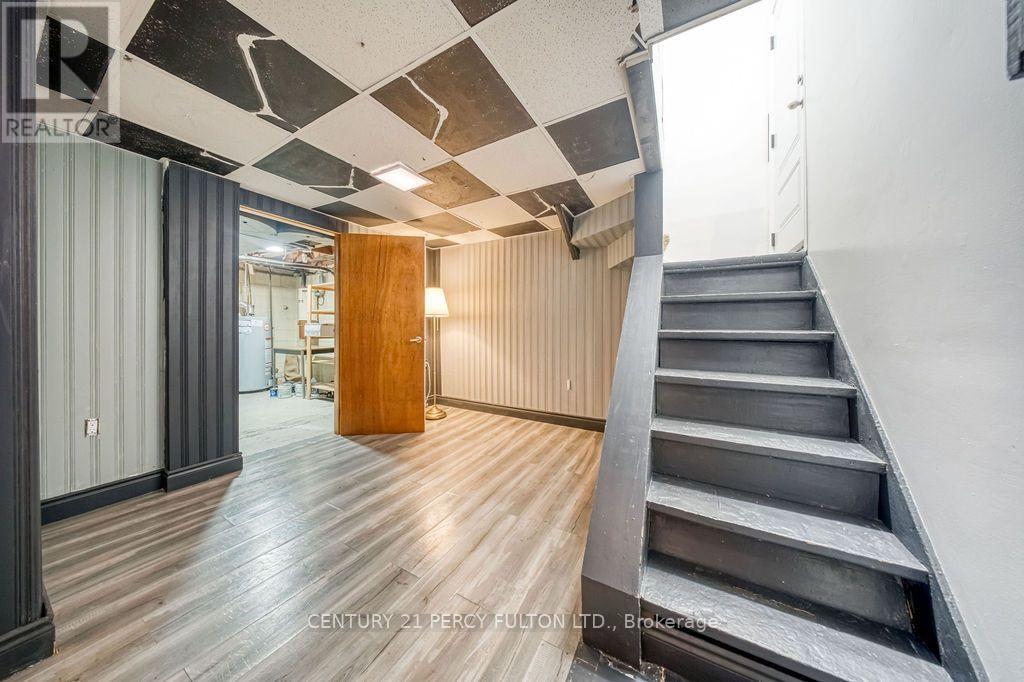 12 Silvercrest Avenue, Toronto, Ontario  M8W 2S4 - Photo 24 - W14122448