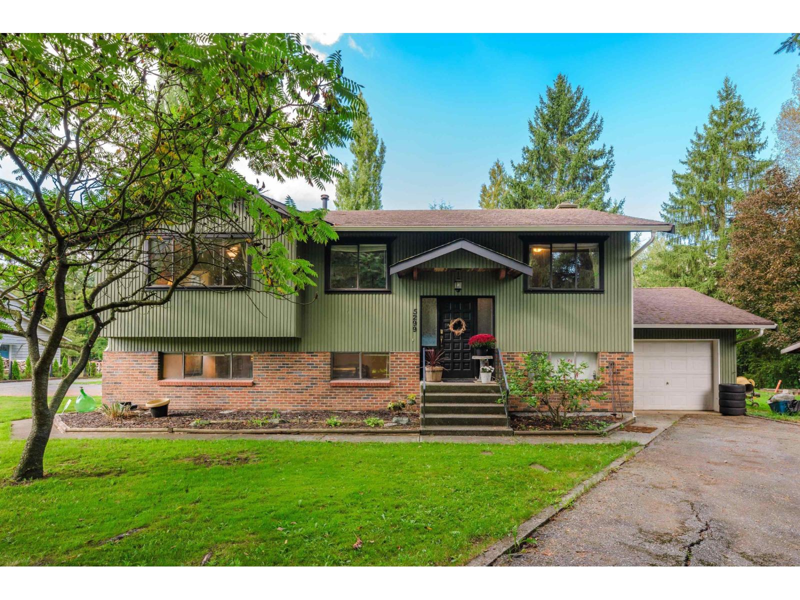 5299 245A STREET, langley, British Columbia