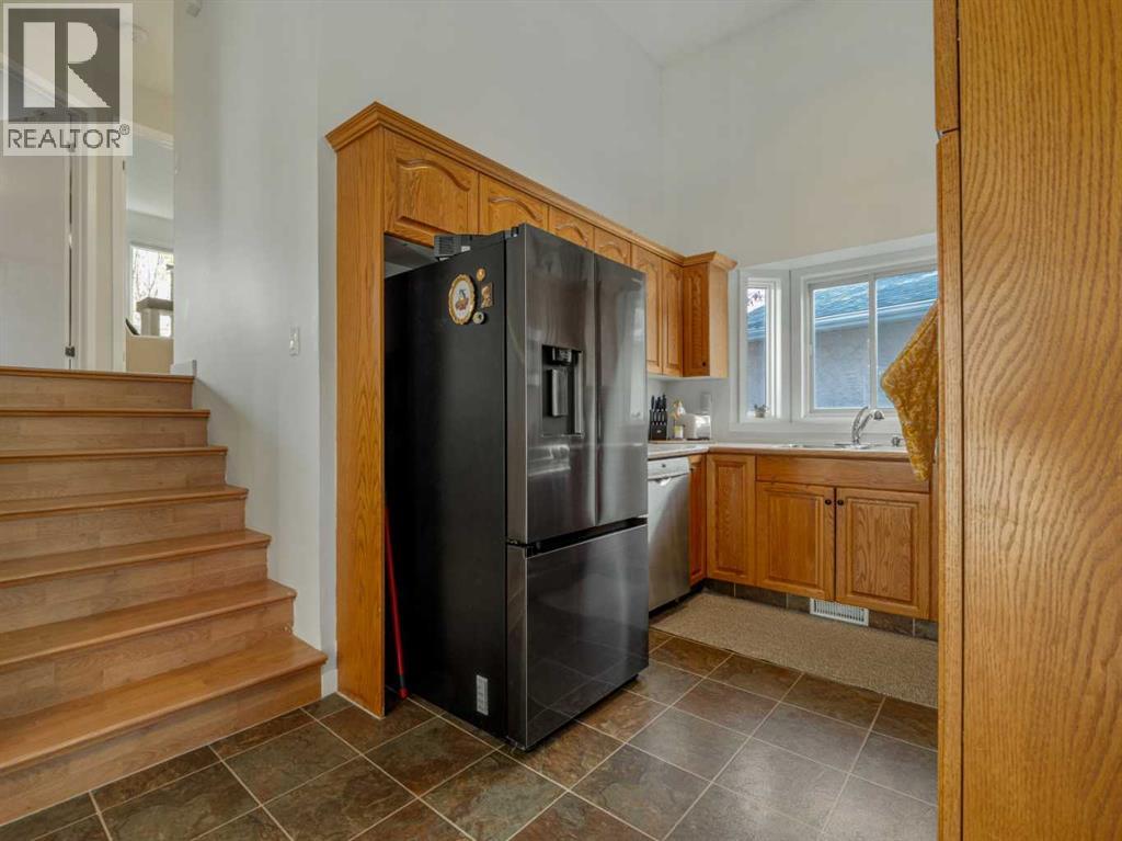 55 Assiniboia Road W, Lethbridge, Alberta  T1K 6Z1 - Photo 16 - A2354940