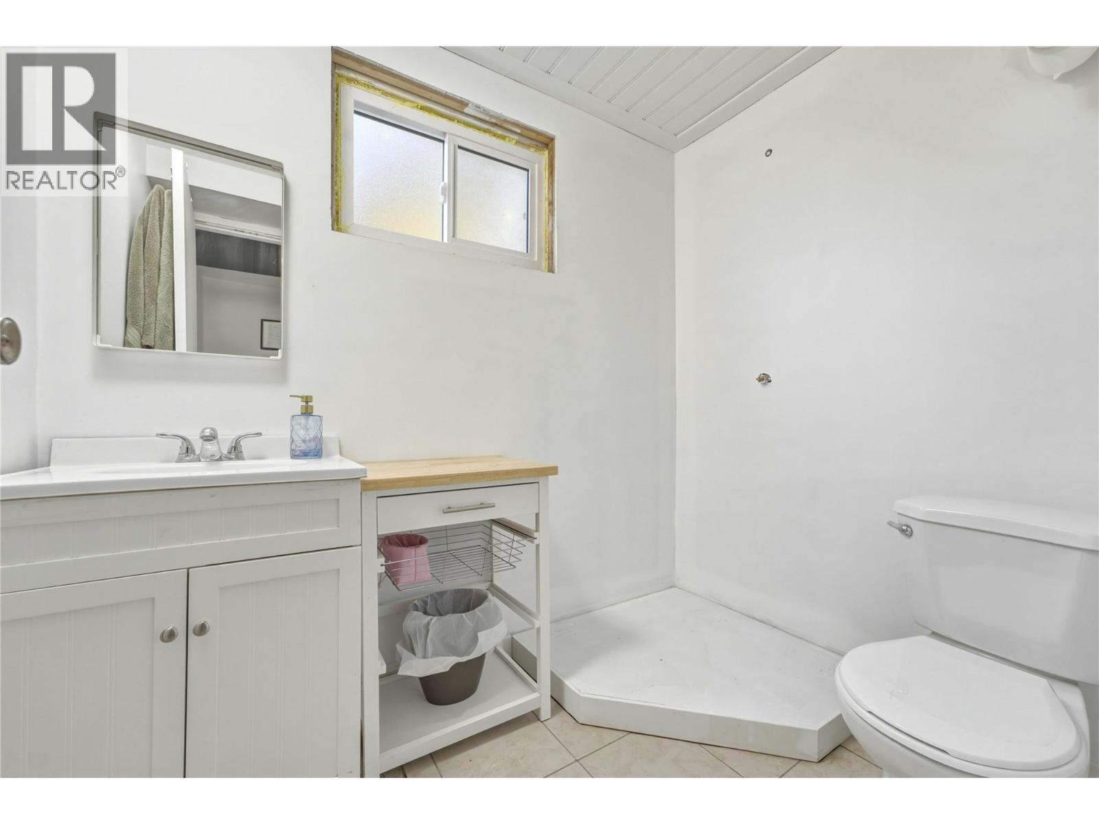 2140 Rosedale Avenue, Armstrong, British Columbia  V4Y 0A3 - Photo 34 - 10404581