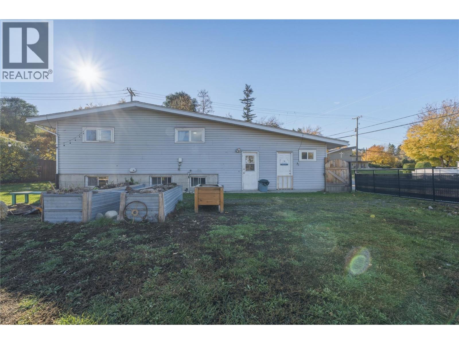 2140 Rosedale Avenue, Armstrong, British Columbia  V4Y 0A3 - Photo 39 - 10404581