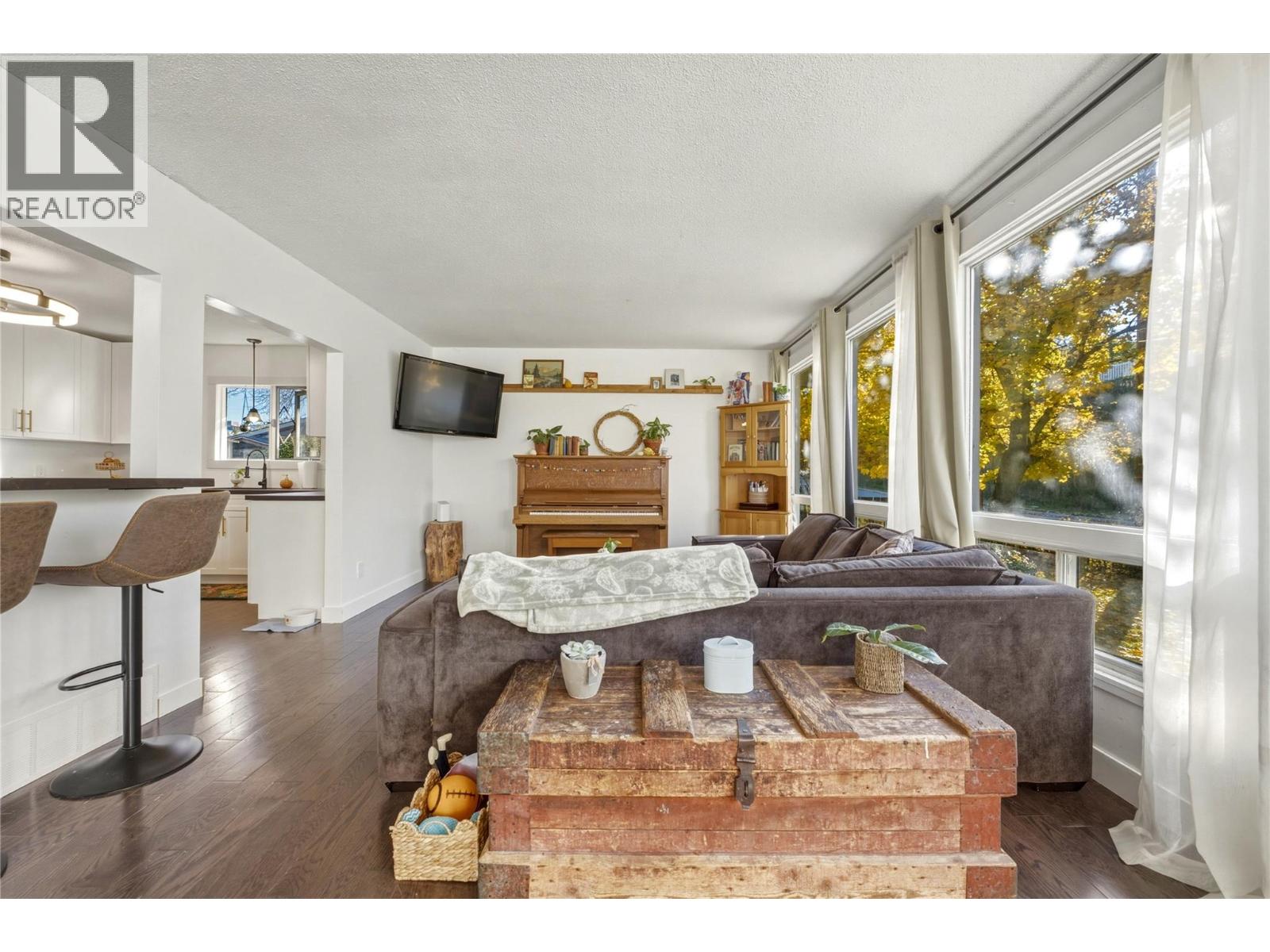 2140 Rosedale Avenue, Armstrong, British Columbia  V4Y 0A3 - Photo 7 - 10404581