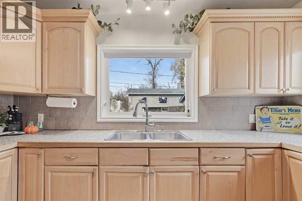 436 Macleod Trail SW
