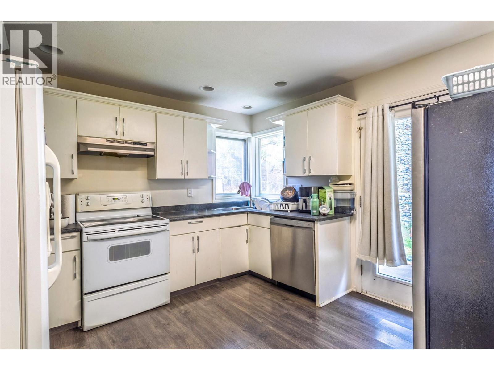 1659 Valleyview Drive, Kamloops, British Columbia  V2C 4B6 - Photo 7 - 10404194