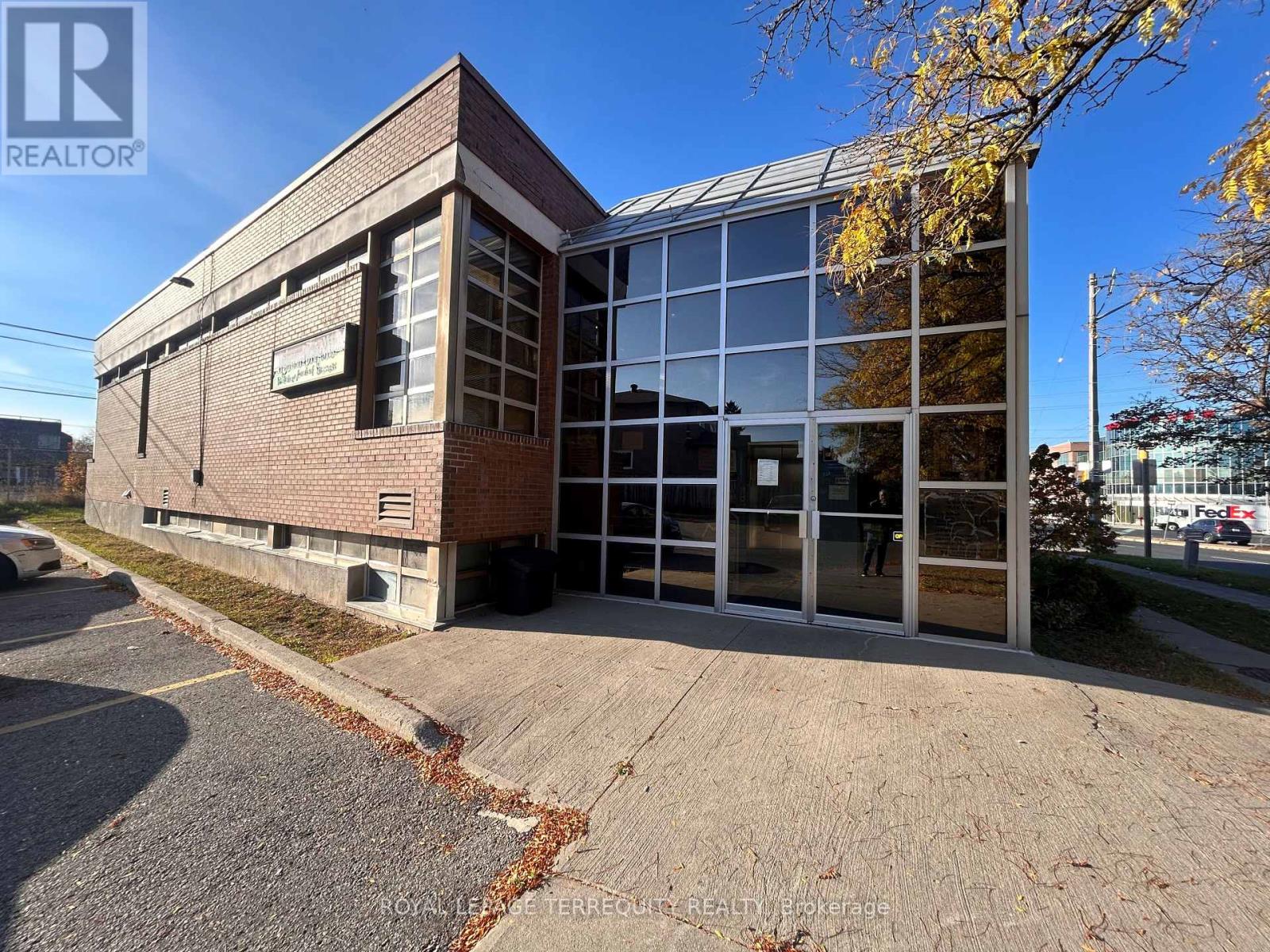 2020 Brimley Road, Toronto, Ontario M1S 4R7 - Photo 5 - E12540624