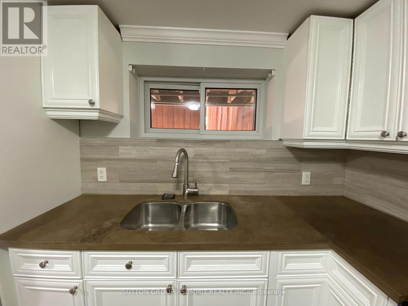 4176 Cawthra Road, Mississauga, Ontario  L4Z 1A1 - Photo 7 - W14122044