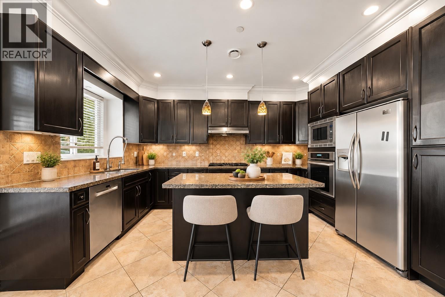 4205 Atlin Street, Vancouver, British Columbia  V5R 2B8 - Photo 9 - R3179005