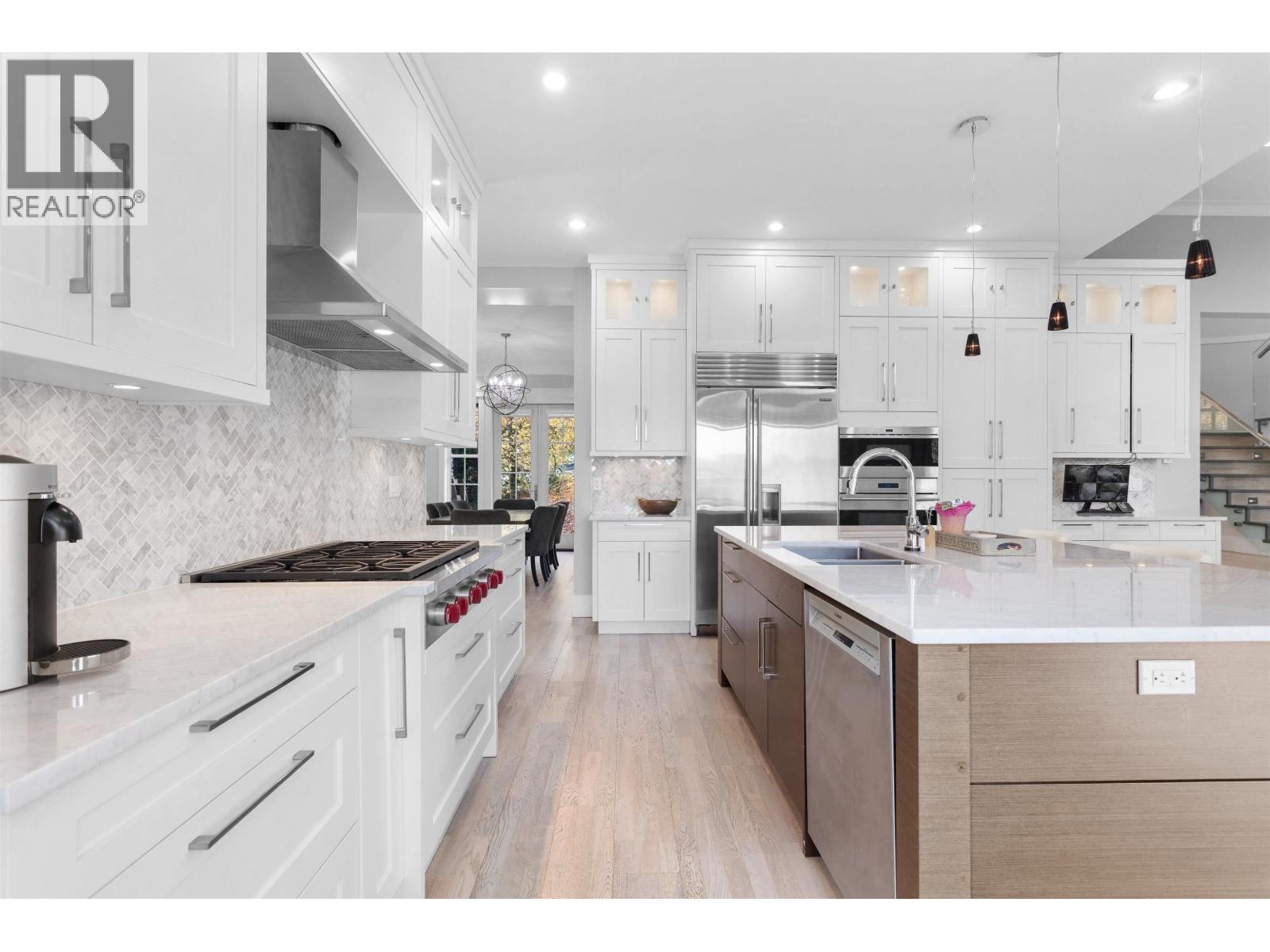 8656 Gilley Avenue, Burnaby, British Columbia  V5J 4Y5 - Photo 13 - R3179008
