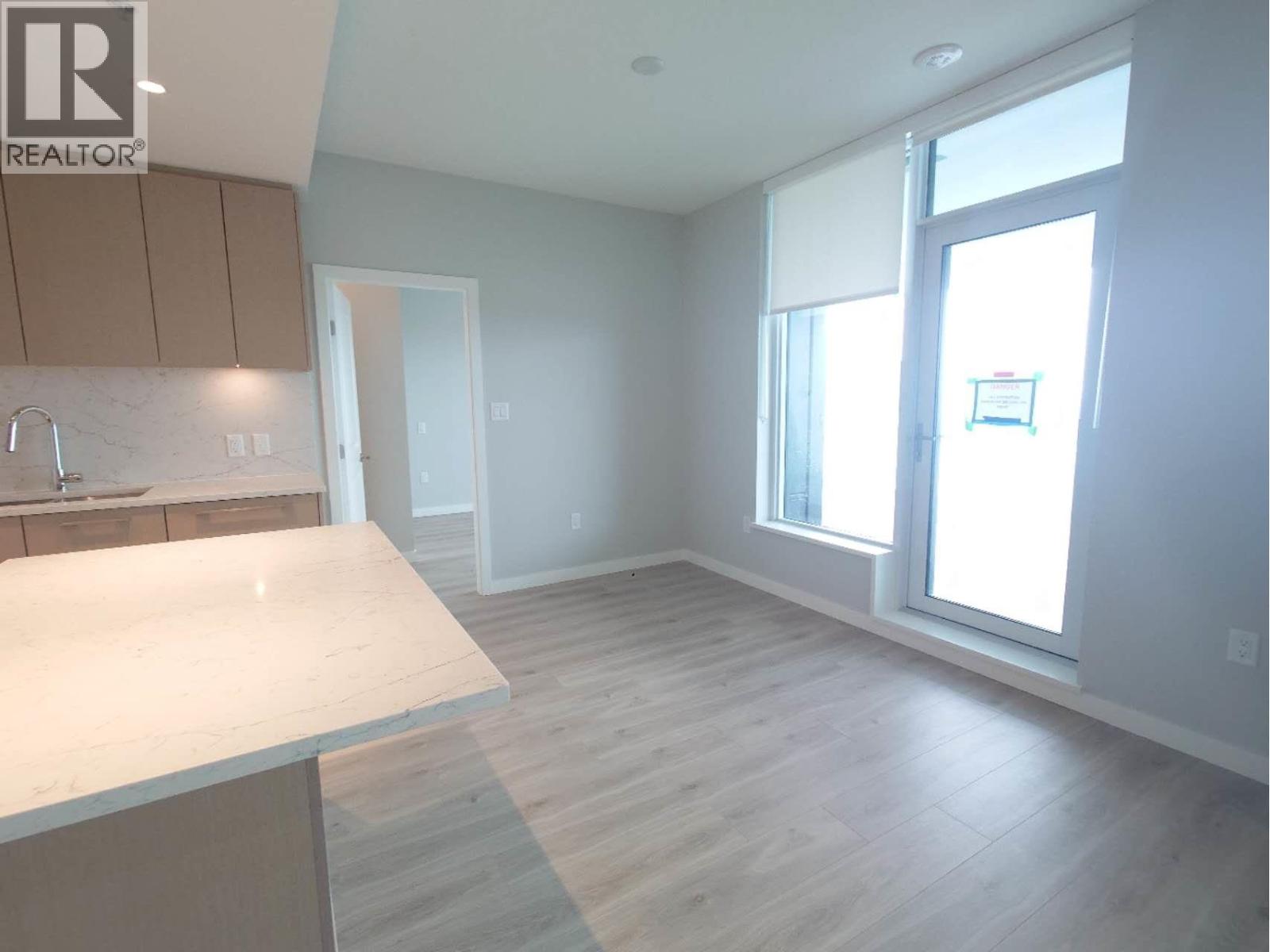 27xx 5938 Olive Avenue, Burnaby, British Columbia  V5H 0M6 - Photo 8 - R3179000