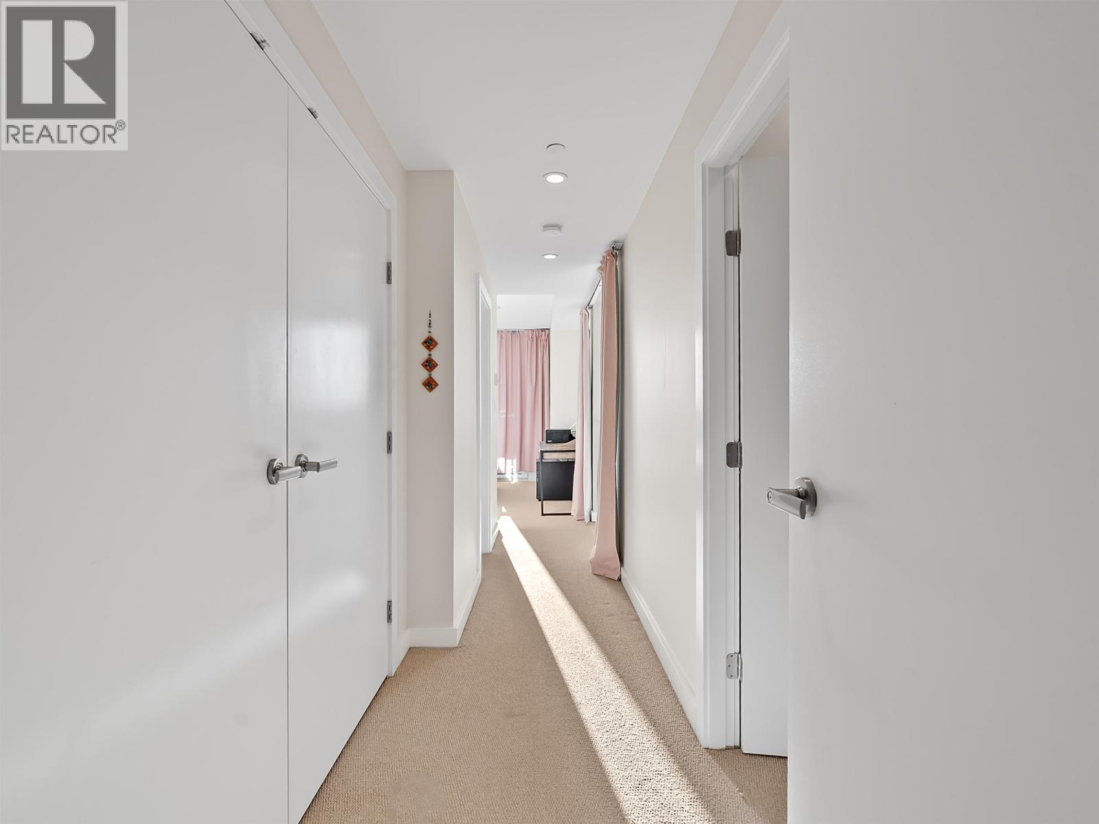 2603 301 CAPILANO ROAD