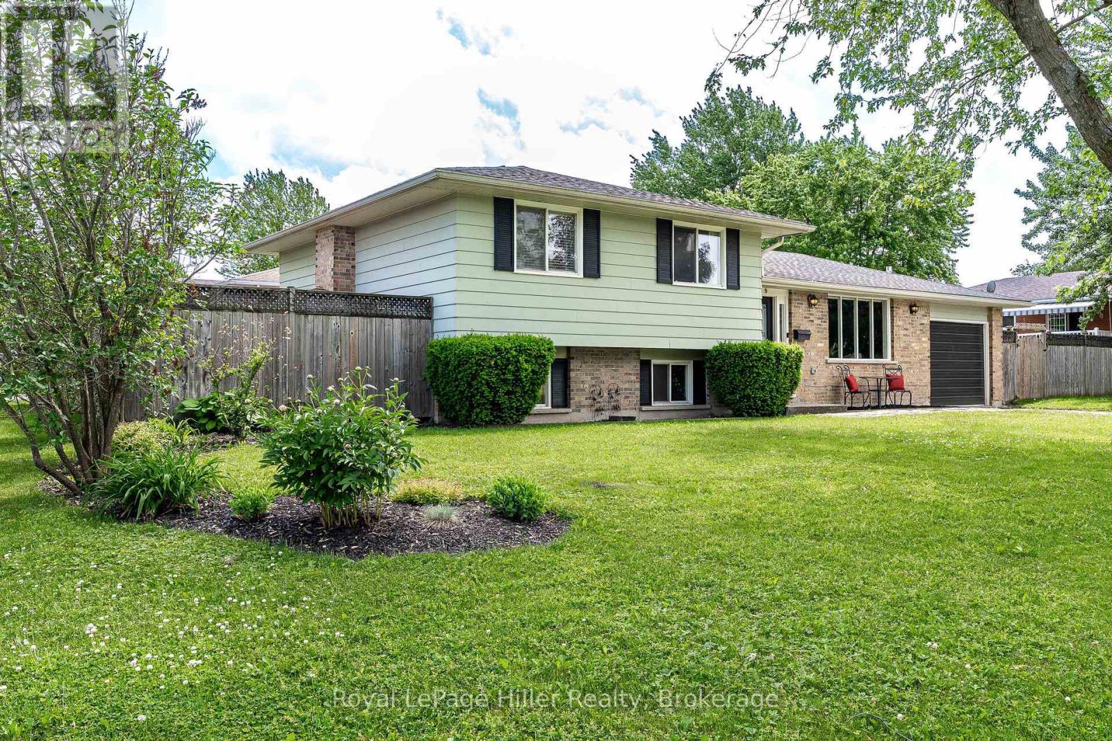 9 Simpson Court, Stratford, Ontario  N5A 6Y3 - Photo 45 - X14122534