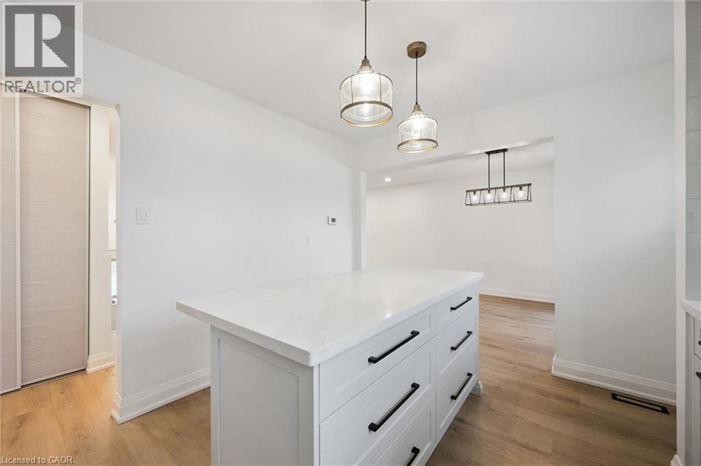 631 Guelph Line, Burlington, Ontario  L7R 3M7 - Photo 18 - 40874397