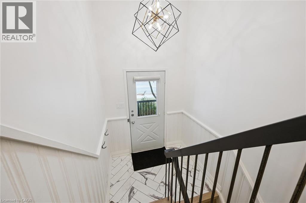 631 Guelph Line, Burlington, Ontario  L7R 3M7 - Photo 5 - 40874397