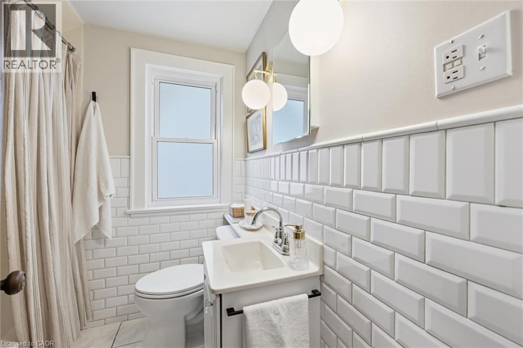 158 London Street S, Hamilton, Ontario  L8K 2G9 - Photo 25 - 40873850