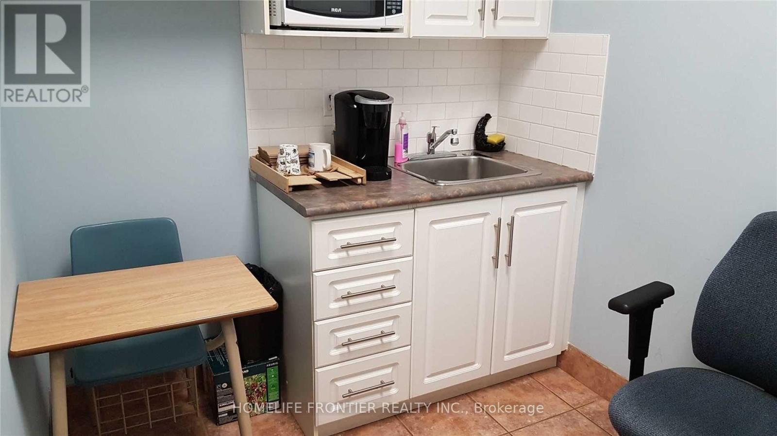 28 - 35 West Pearce Street, Richmond Hill, Ontario L4B 3A9 - Photo 12 - N14122542