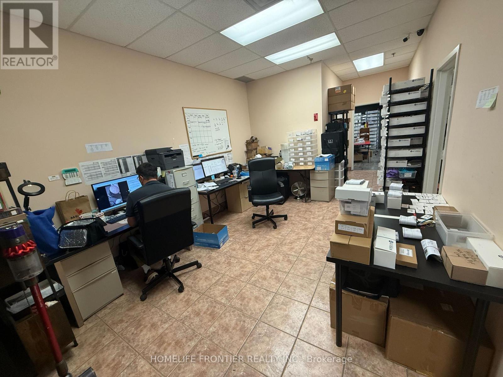 28 - 35 West Pearce Street, Richmond Hill, Ontario L4B 3A9 - Photo 6 - N14122542