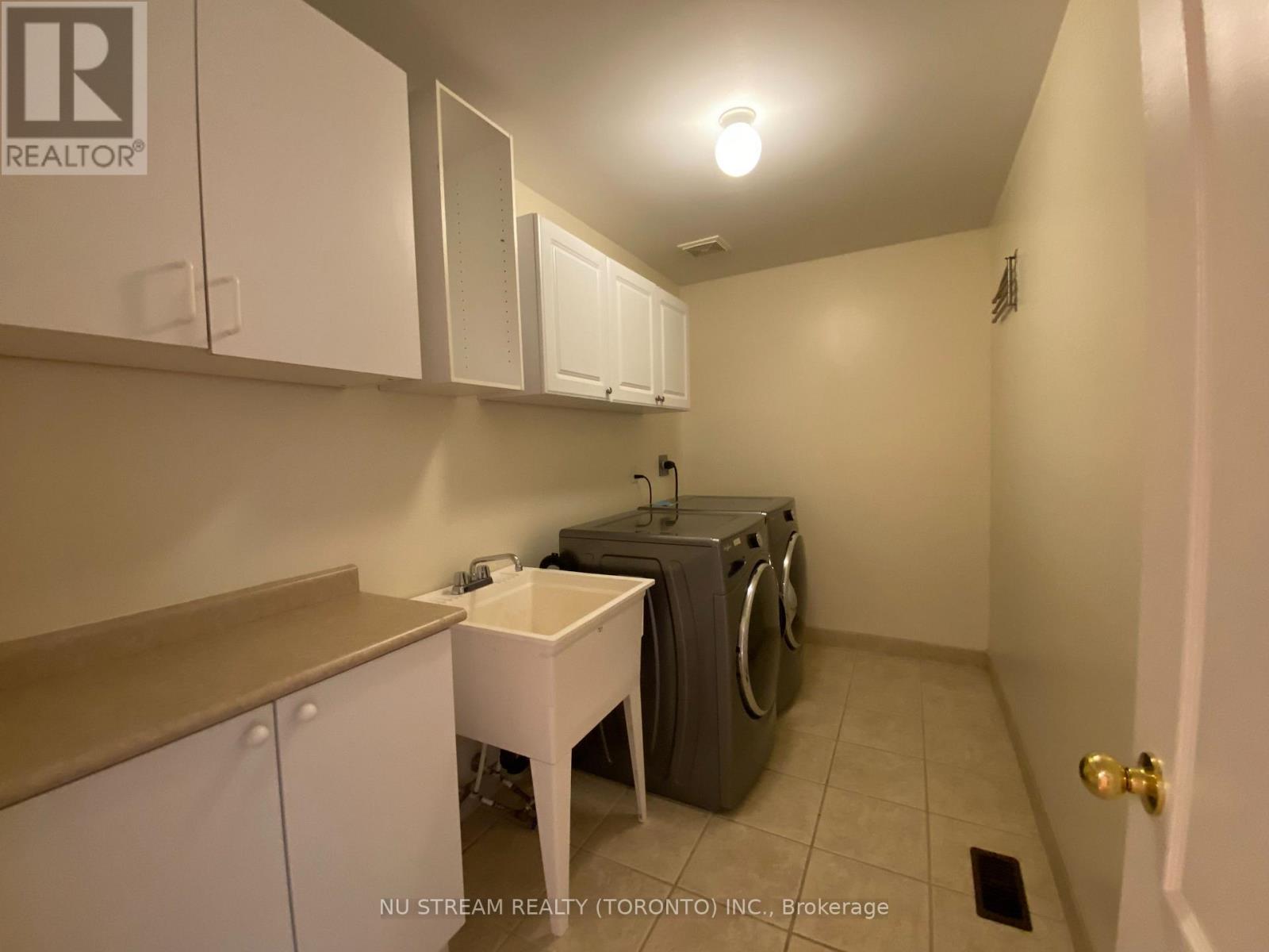 133 Selwyn Road, Richmond Hill, Ontario  L4E 5E5 - Photo 16 - N14122592