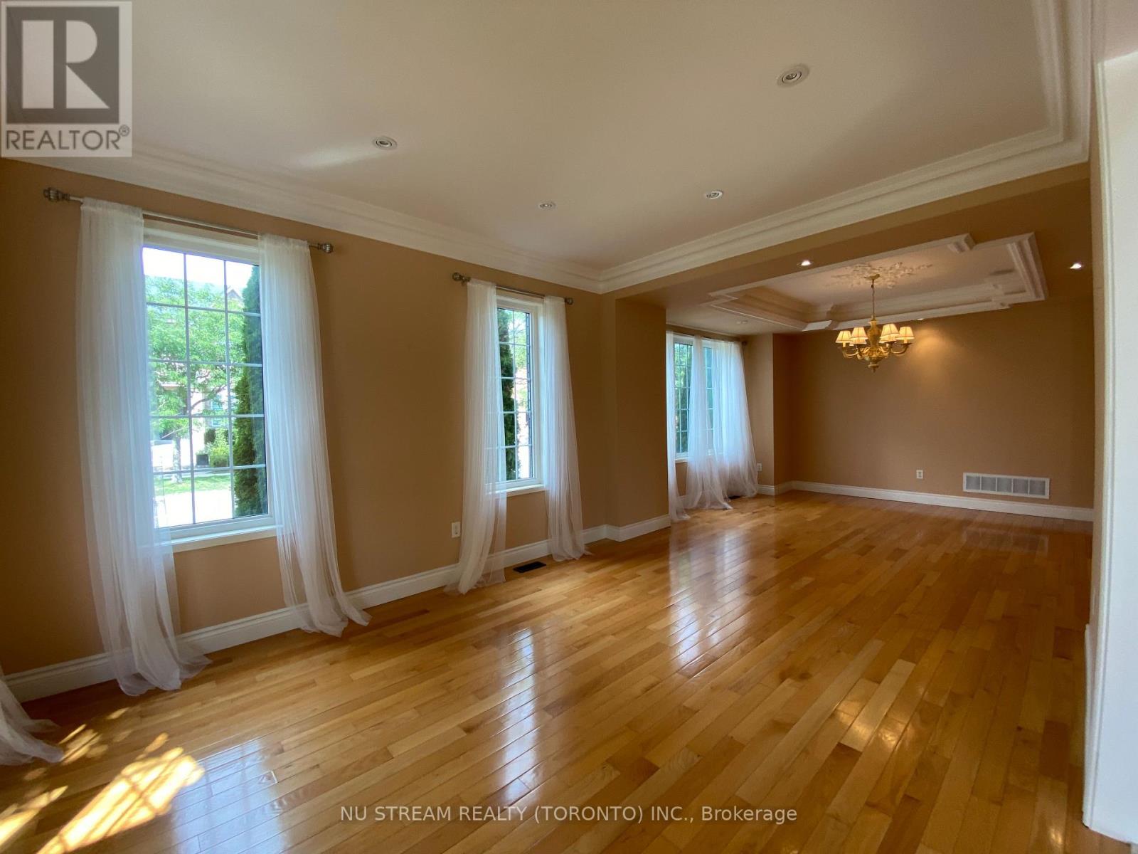 133 Selwyn Road, Richmond Hill, Ontario  L4E 5E5 - Photo 4 - N14122592