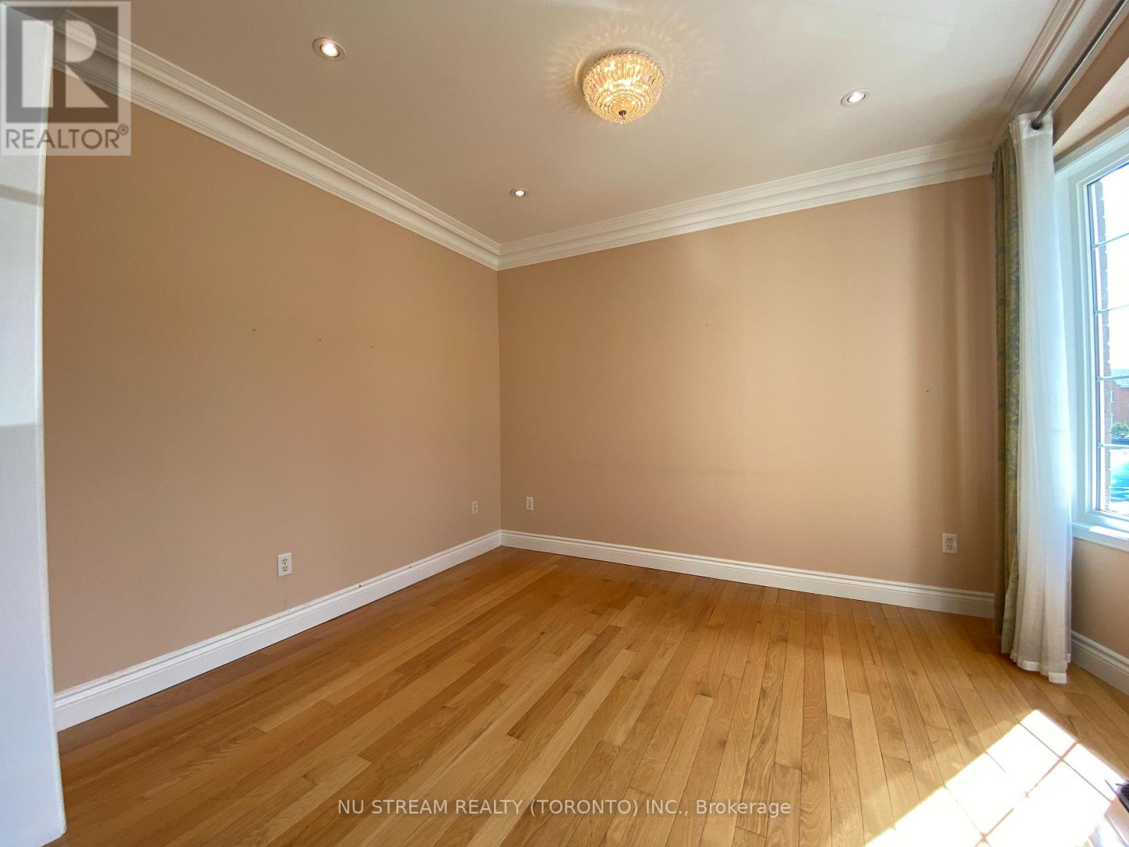133 Selwyn Road, Richmond Hill, Ontario  L4E 5E5 - Photo 6 - N14122592
