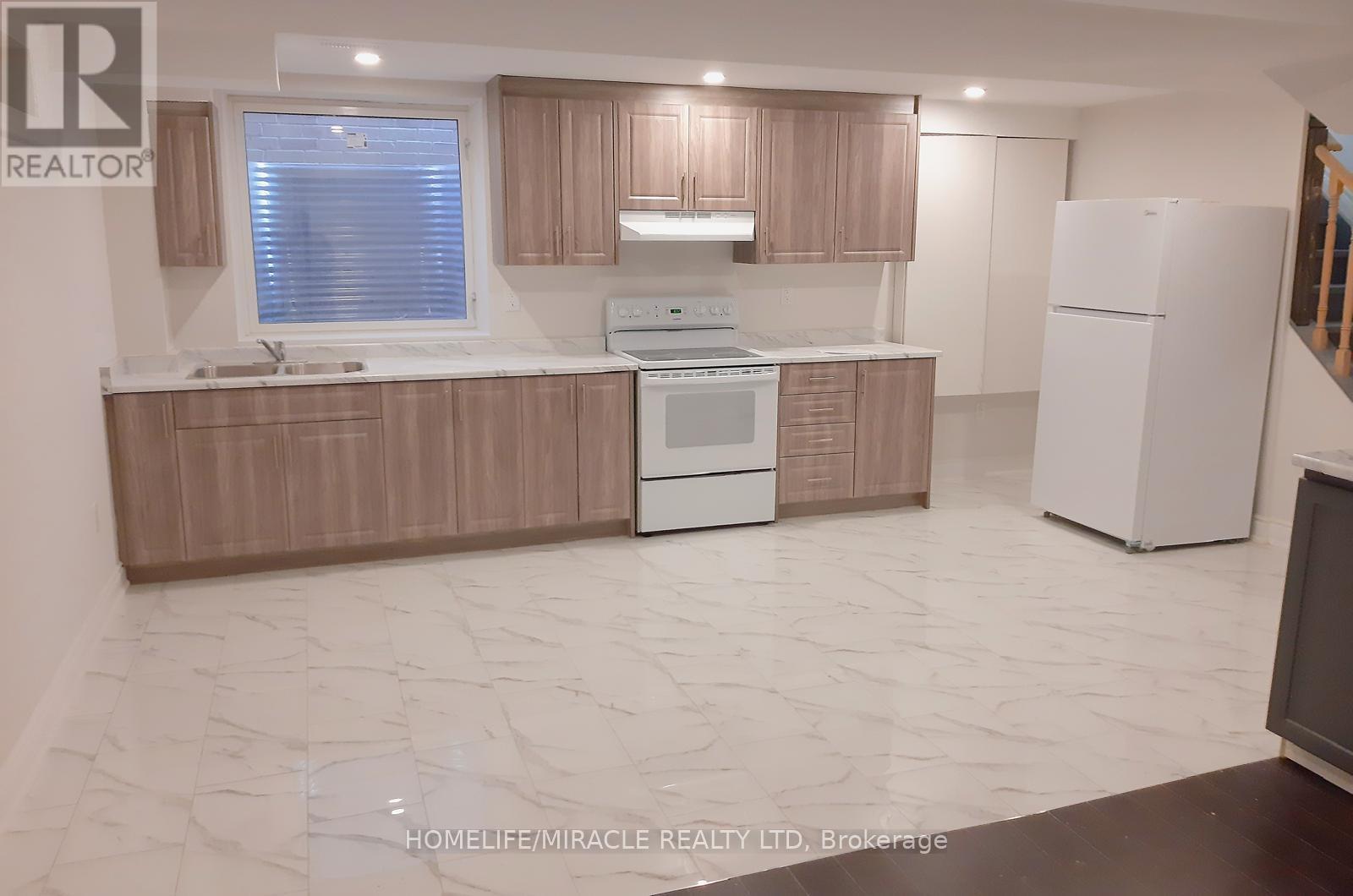 185 Thornbush Boulevard, Brampton, Ontario  L7A 4R5 - Photo 46 - W13597046