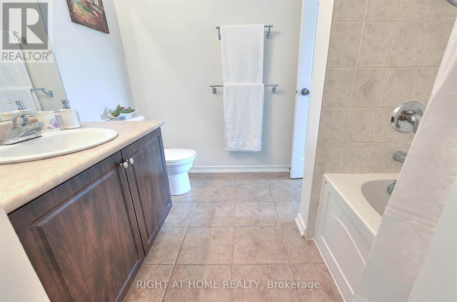 34 - 7 Sirente Drive, Hamilton, Ontario  L9A 0B4 - Photo 15 - X14122560