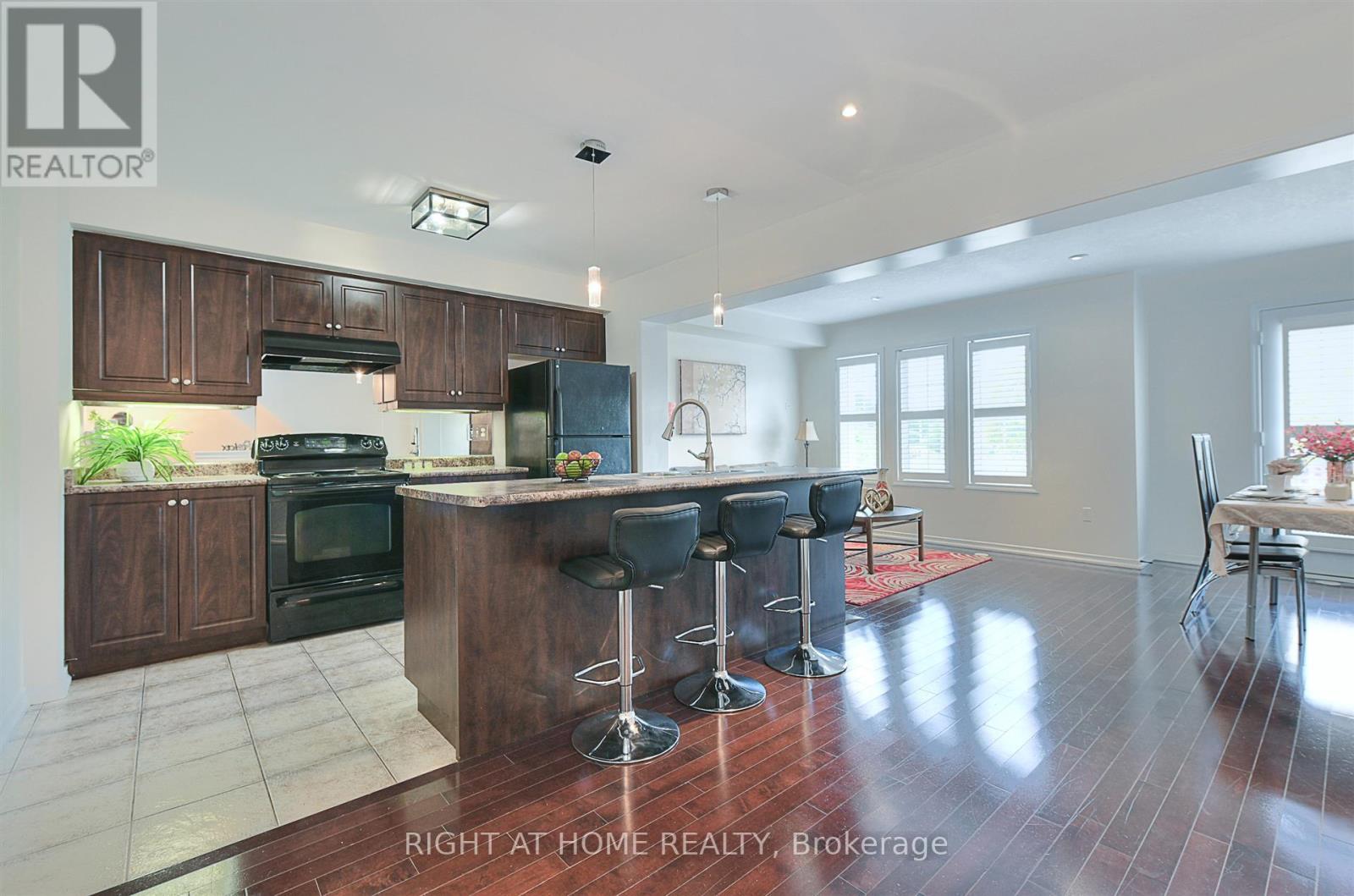 34 - 7 Sirente Drive, Hamilton, Ontario  L9A 0B4 - Photo 4 - X14122560