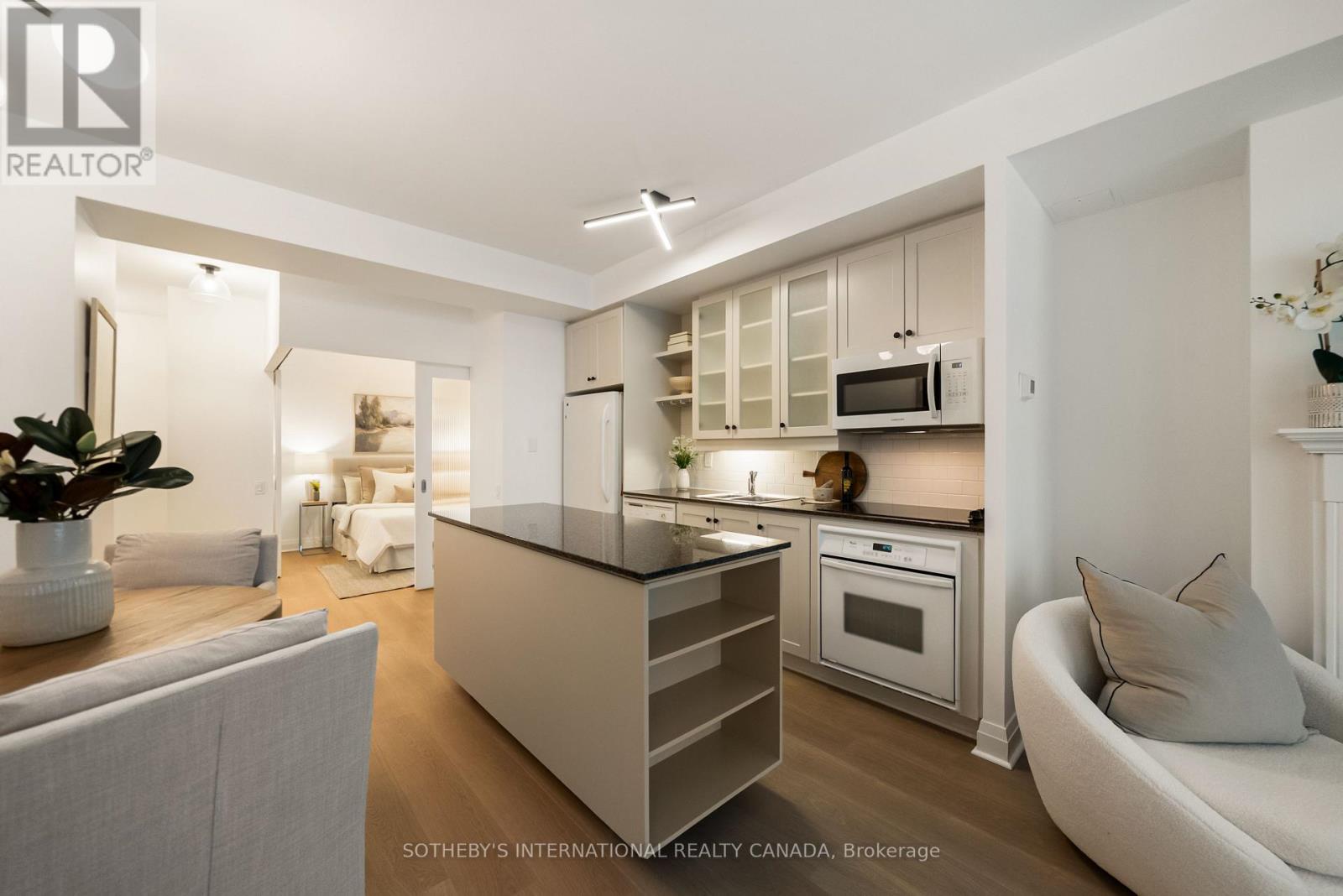 913 - 20 Scrivener Square, Toronto, Ontario  M4W 3X9 - Photo 10 - C14122622