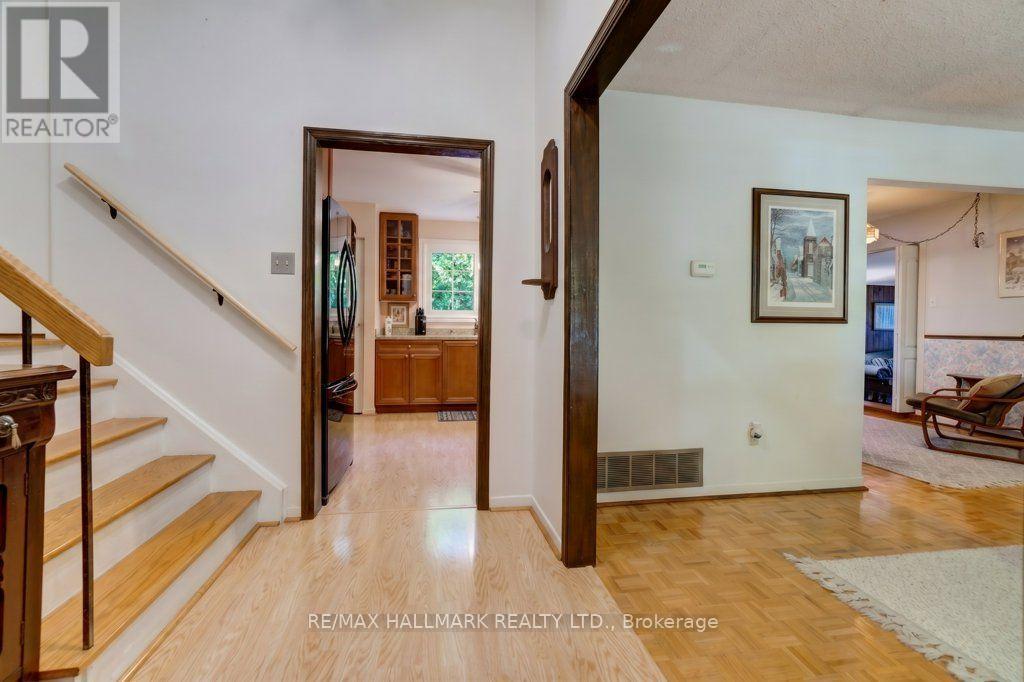 59 Mayvern Crescent, Richmond Hill (North Richvale), Ontario  L4C 5J6 - Photo 9 - N14122610