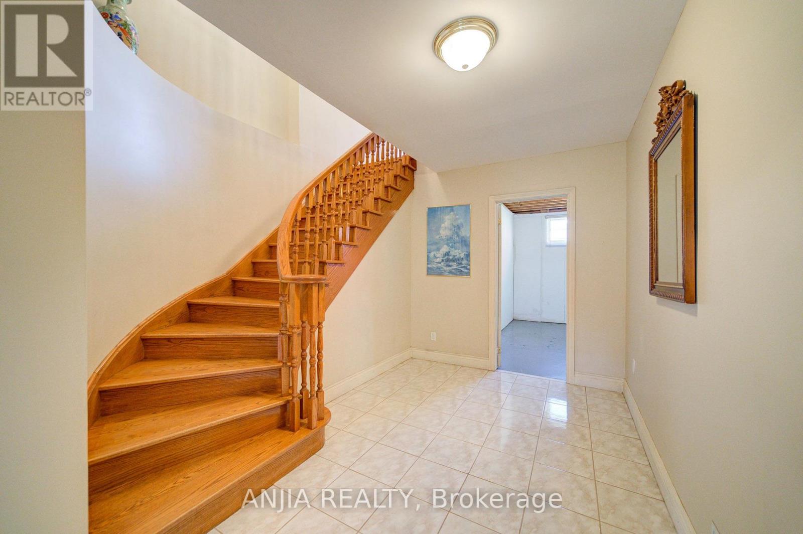 9725 Keele Street, Vaughan (Maple), Ontario  L6A 3Y5 - Photo 24 - N14122638