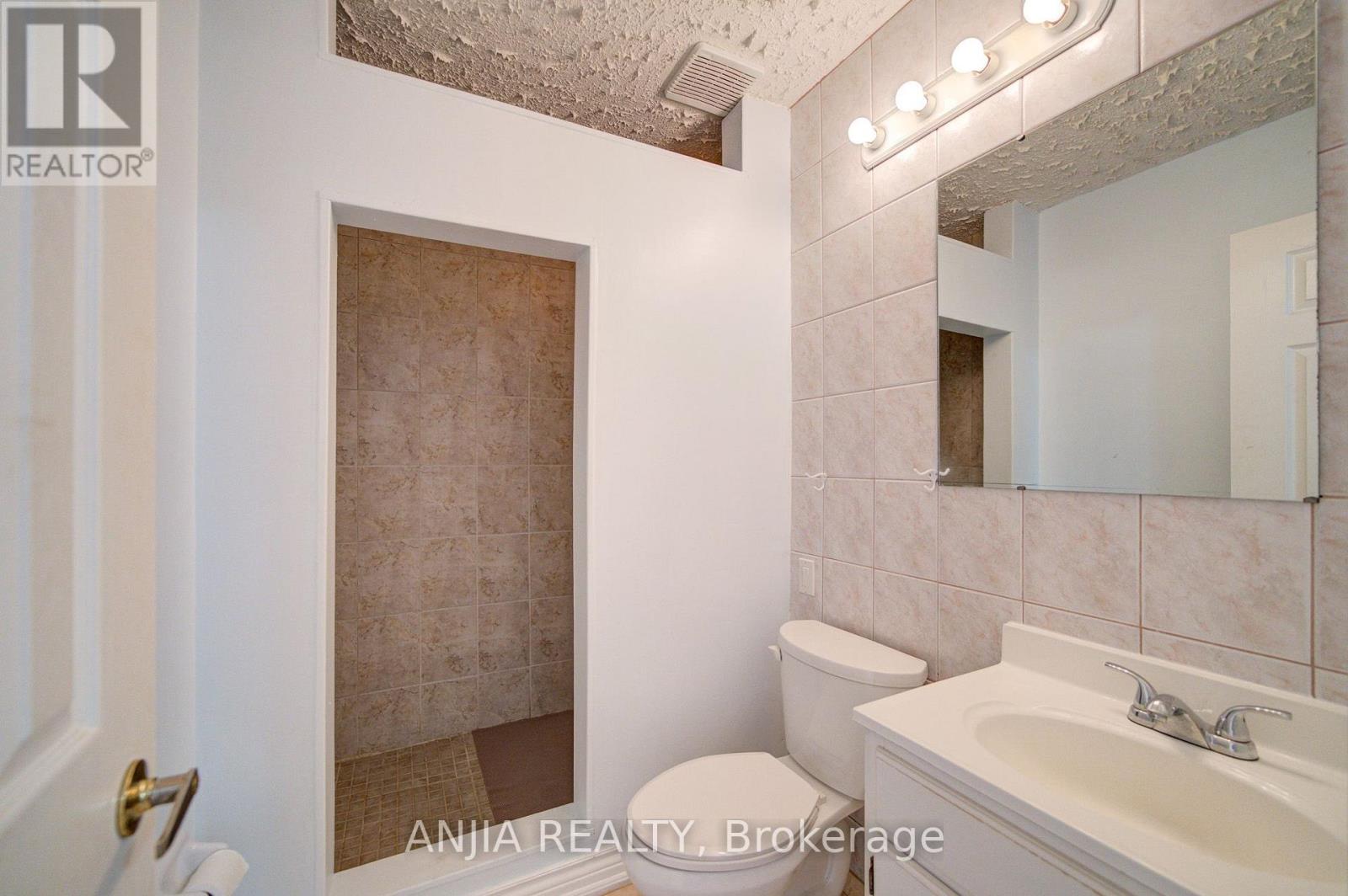 9725 Keele Street, Vaughan (Maple), Ontario  L6A 3Y5 - Photo 42 - N14122638