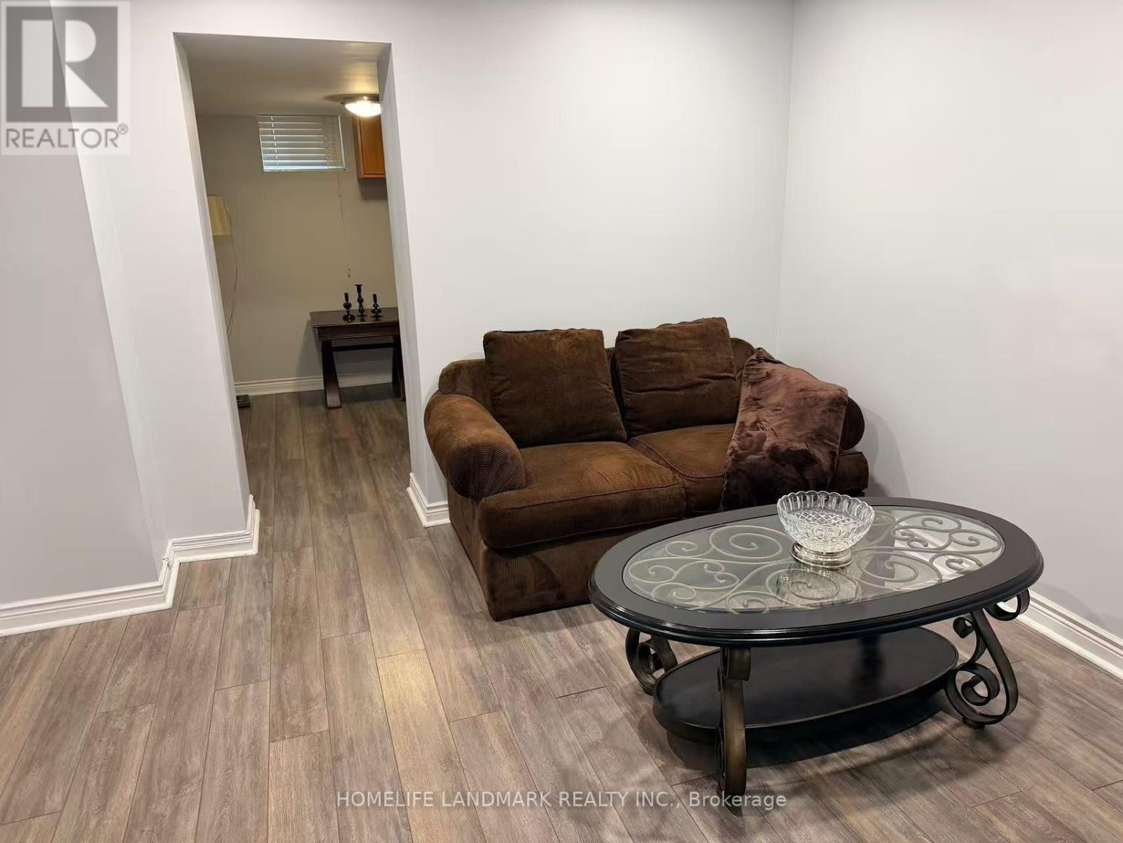 Lower - 817 Norwick Road, Newmarket (Stonehaven-Wyndham), Ontario  L3X 1K8 - Photo 13 - N14122652