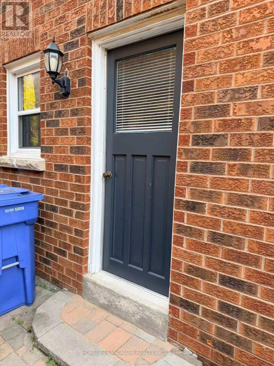 Lower - 817 Norwick Road, Newmarket (Stonehaven-Wyndham), Ontario  L3X 1K8 - Photo 24 - N14122652