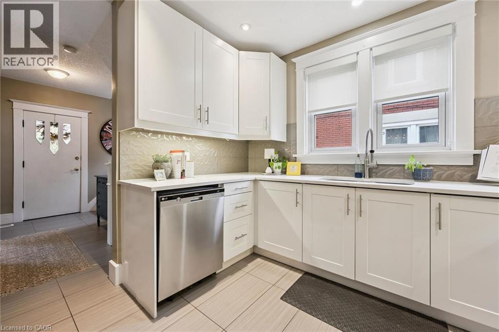 36 Dane Street, Kitchener, Ontario  N2H 3H7 - Photo 12 - 40873420