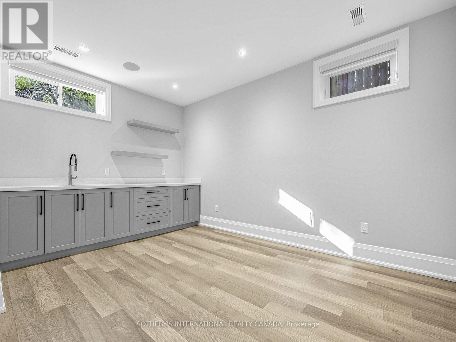 4 Birchlawn Avenue, Toronto, Ontario  M1N 1H9 - Photo 37 - E14122478