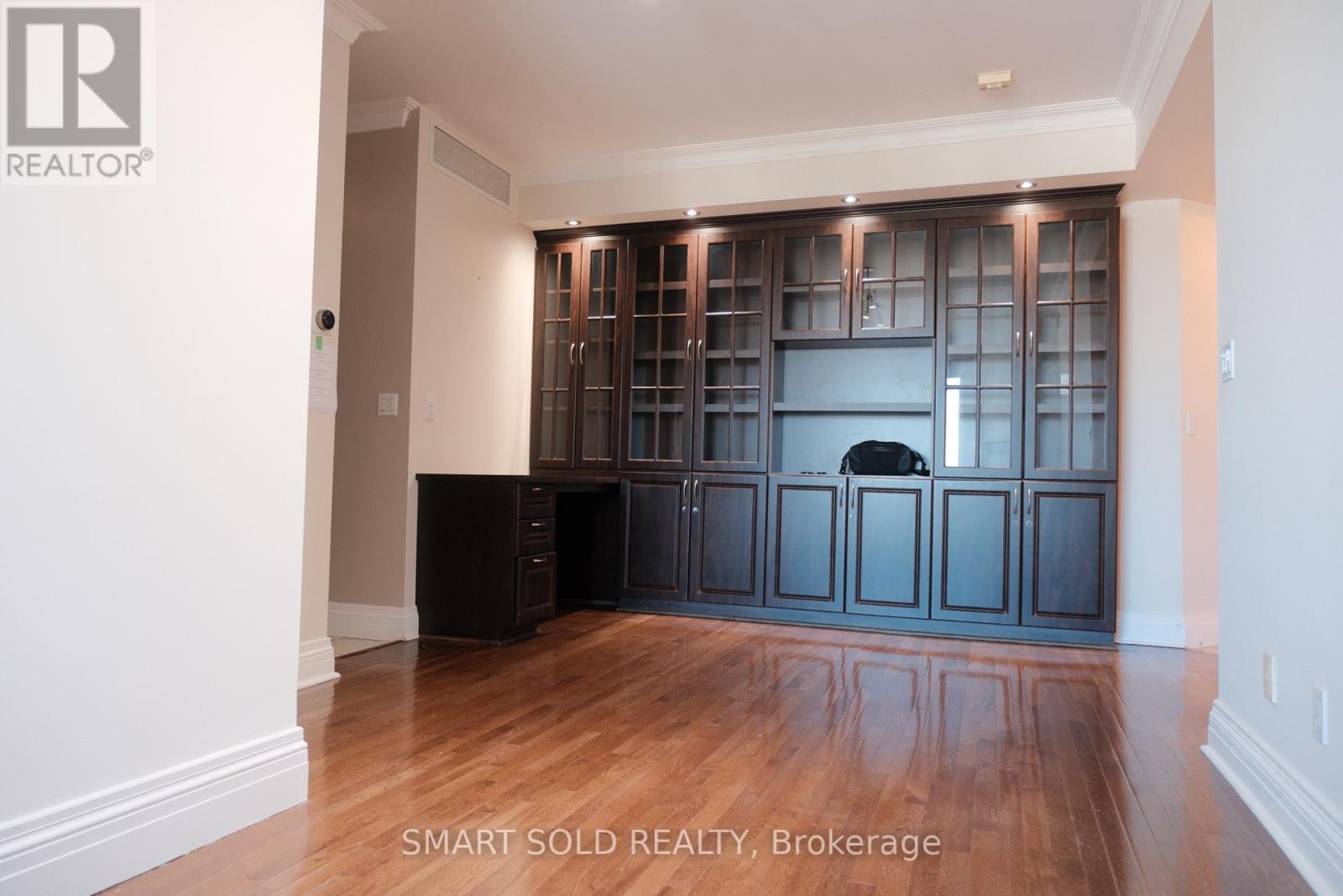 507 - 1 Cordoba Drive, Vaughan, Ontario  L4J 8S3 - Photo 2 - N14119052