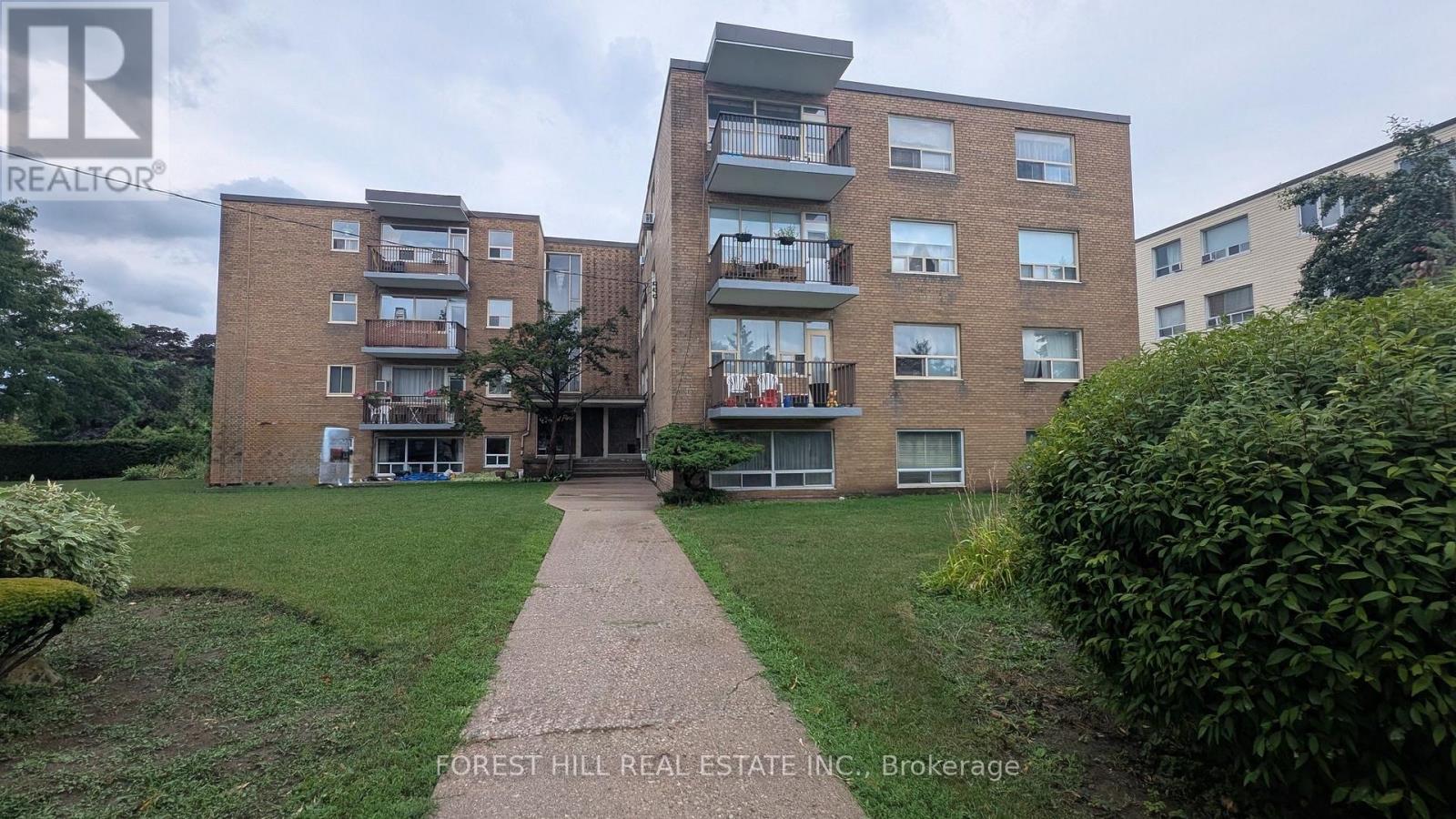 305 - 55 Neptune Drive, Toronto, Ontario  M6A 1X2 - Photo 16 - C13699772